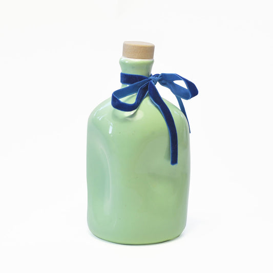 Bottiglia Artigianale in Terracotta bianca smaltata realizzata a Mano Verde chiaro